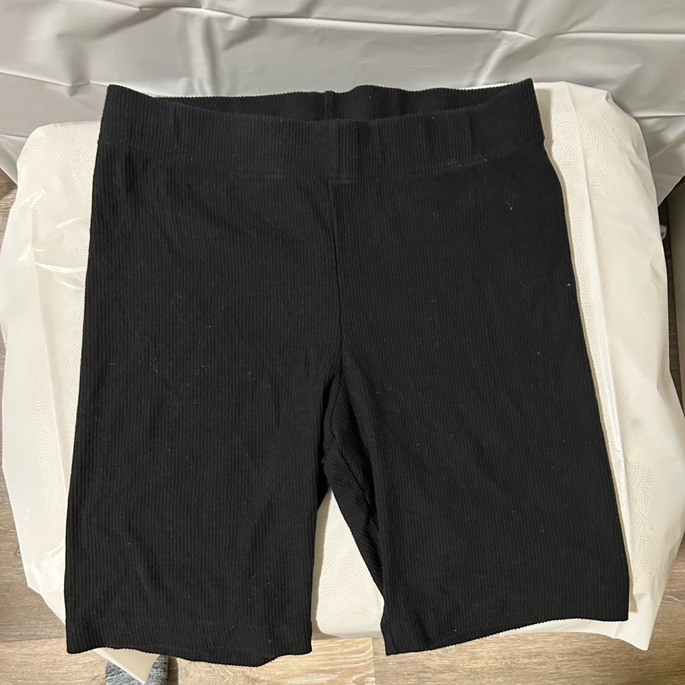 Medium women’s shorts